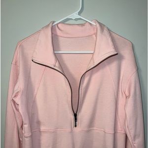 Women’s light pink 1/2 zip sweatshirt